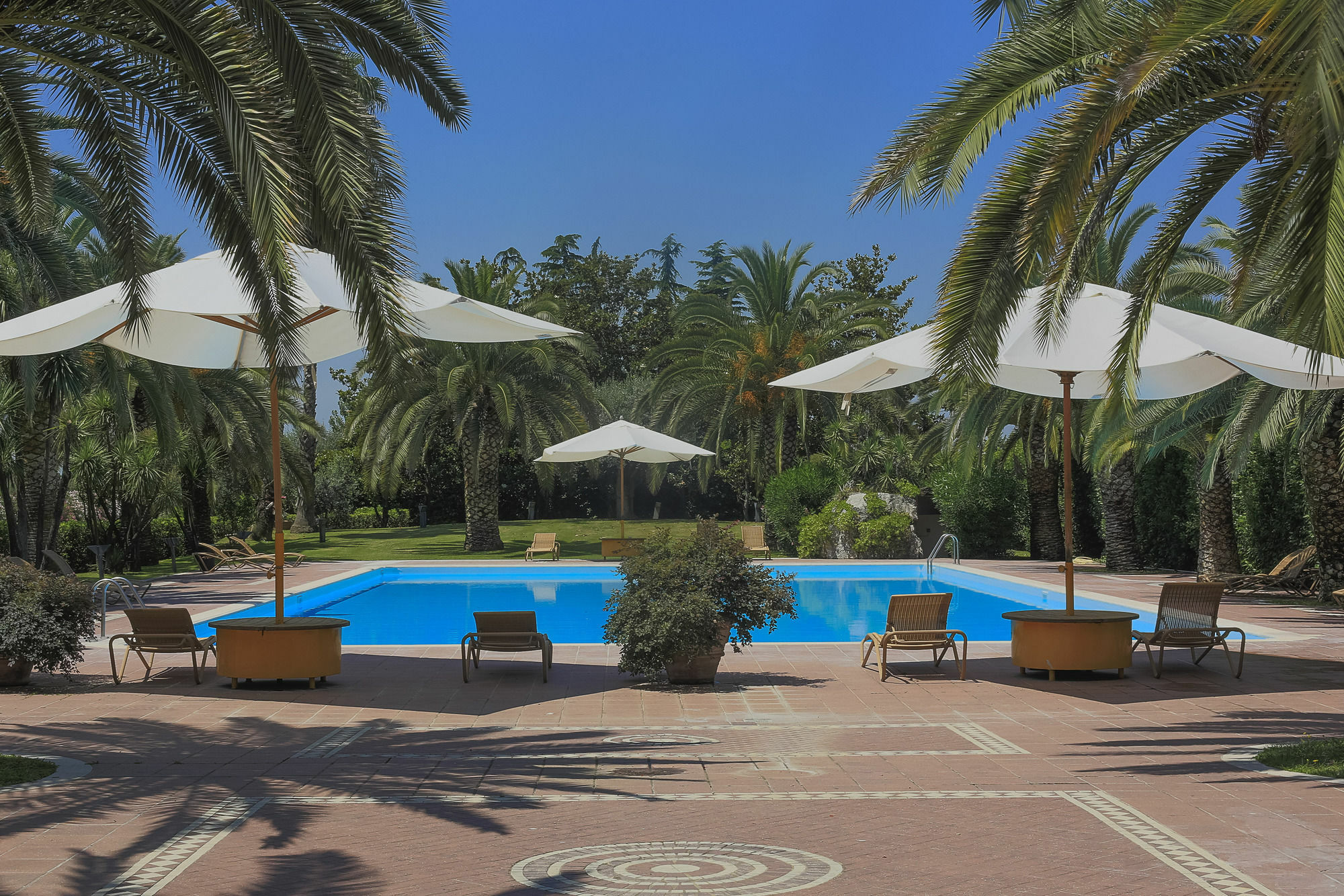 Hotel Tivoli Esterno foto